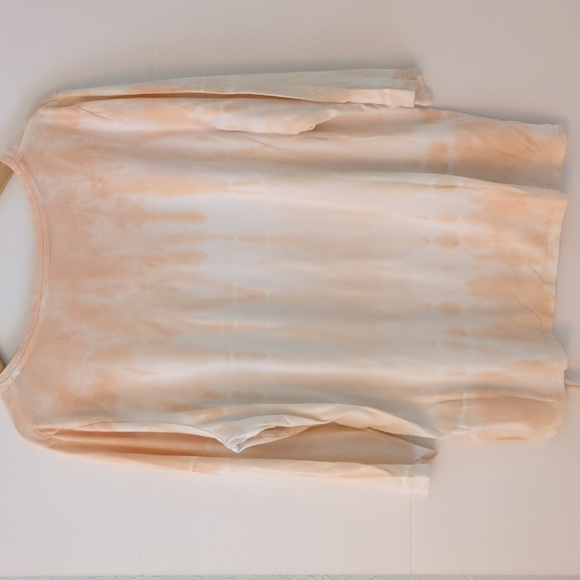 Chico's tie dye classic fit round neckline ruched Boho top laidback chic Sz 3/XL - Picture 7 of 7